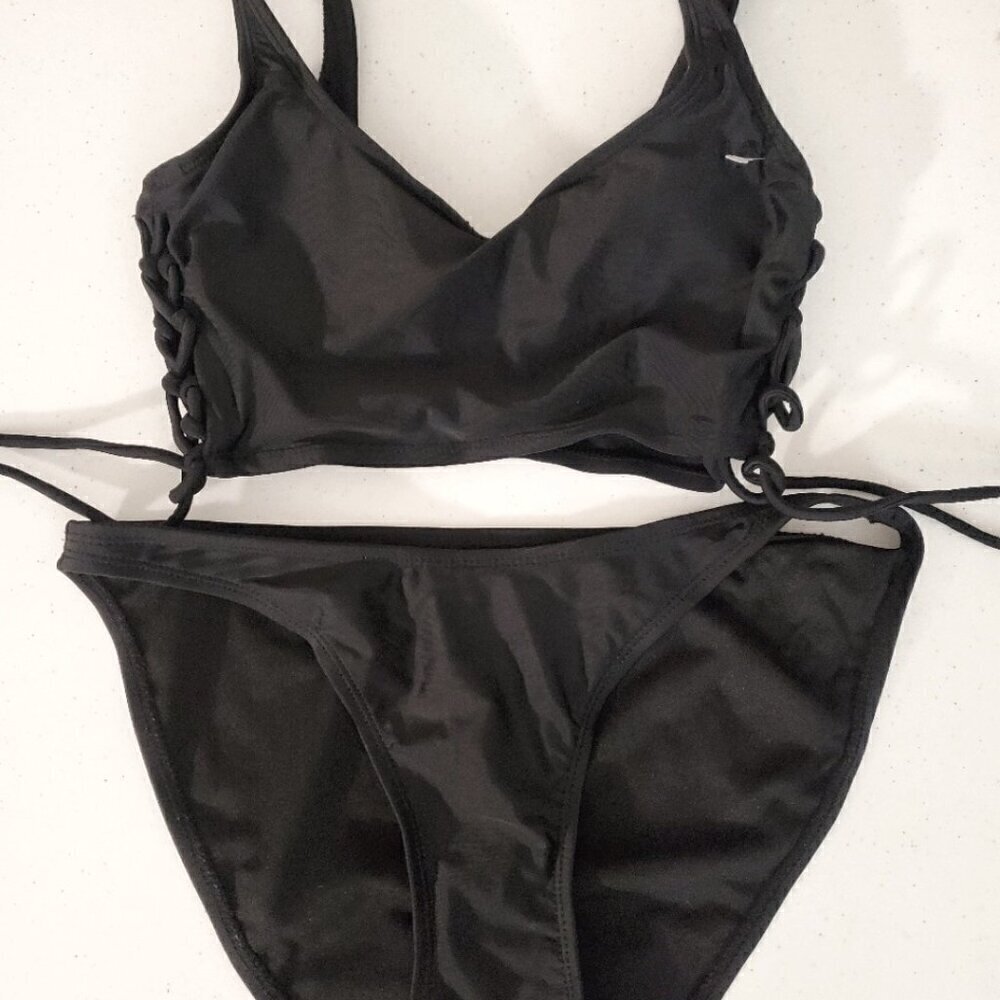 NEW Xhilaration 2-Piece Black Swimsuit Juniors M
